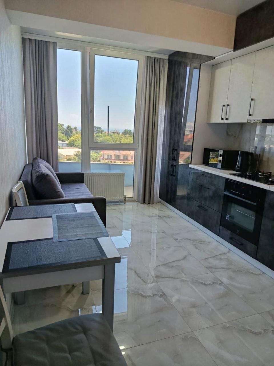 Львовська 15Б Apartment in Odessa