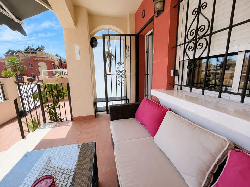 Balcony/Terrace, Living room