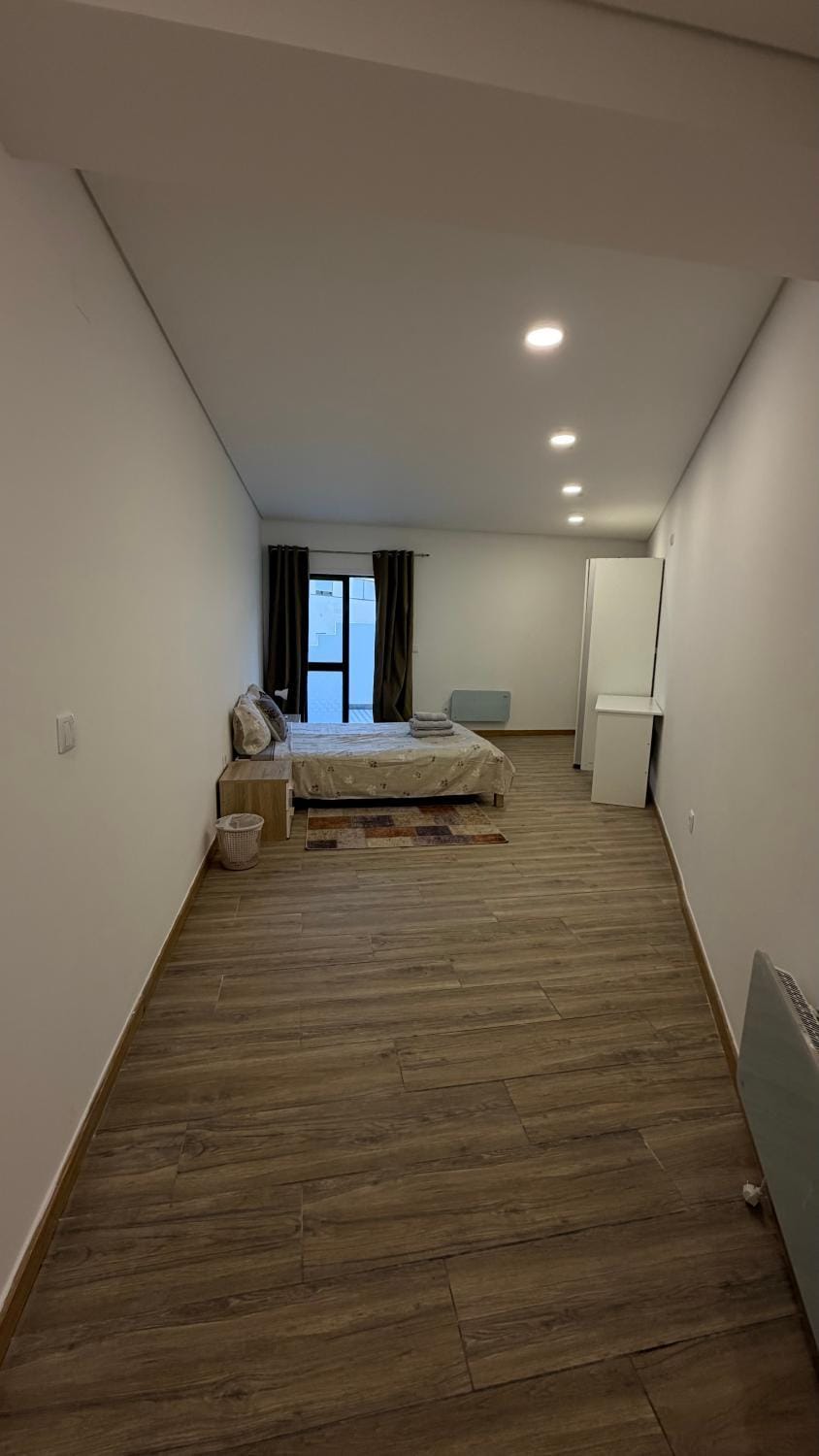 Quarto privado com banheiro no centro de Viseu Bed and Breakfast in Portugal