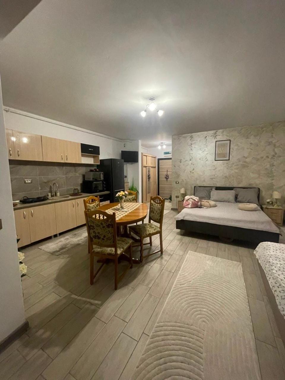 Alezzi Apartment - Beach Sunrise Apartment in Constanța County