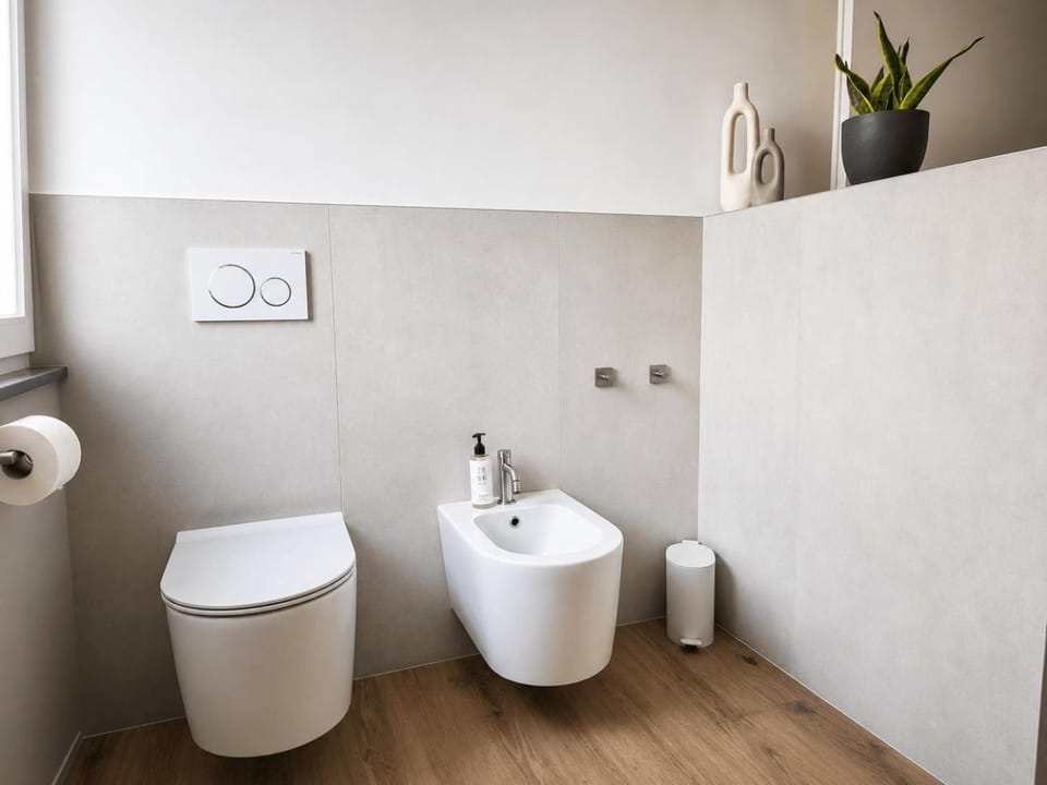 Toilet, Bathroom