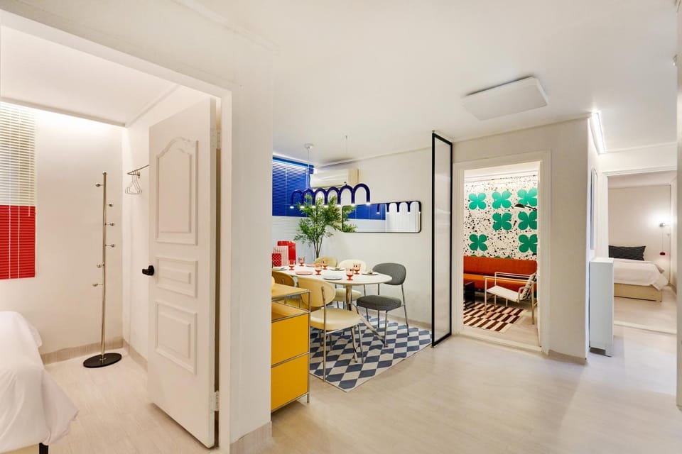 Hongdae 5 min 3BR 10Guests Free Parking Luggage Apartment in Seoul
