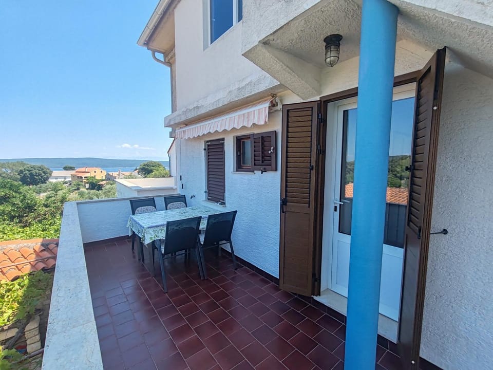 Property building, Day, View (from property/room), Balcony/Terrace, Dining area