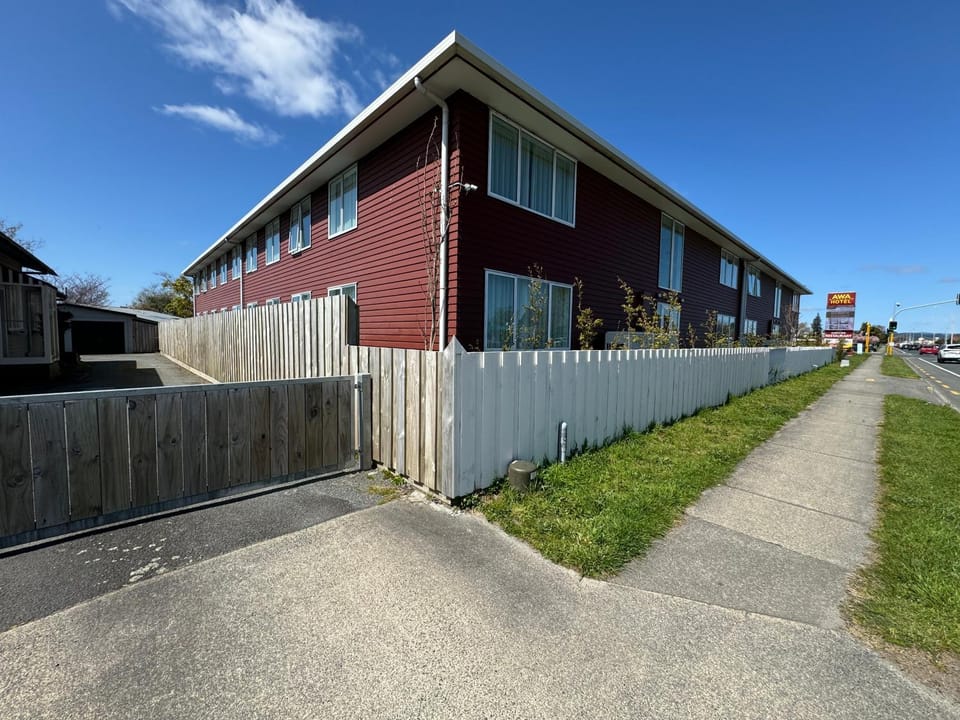 Property building, Street view