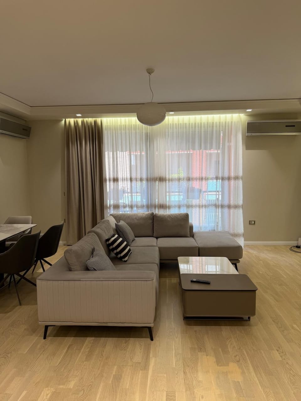 Living room, Seating area, air conditioner