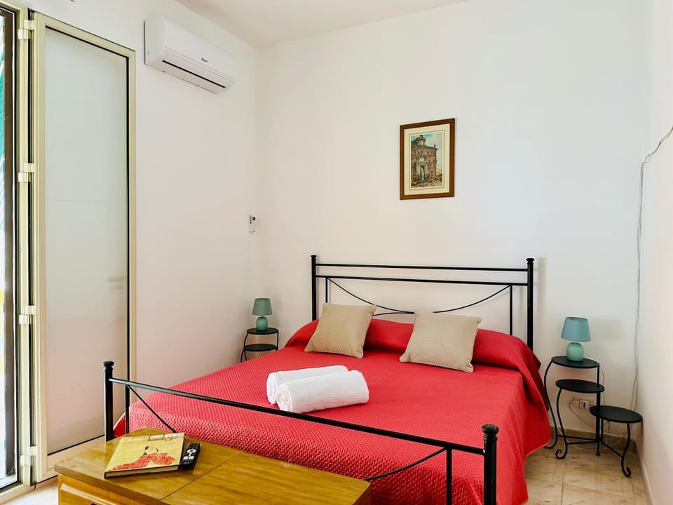 Pennino House #Porto Vacation rental in Palermo