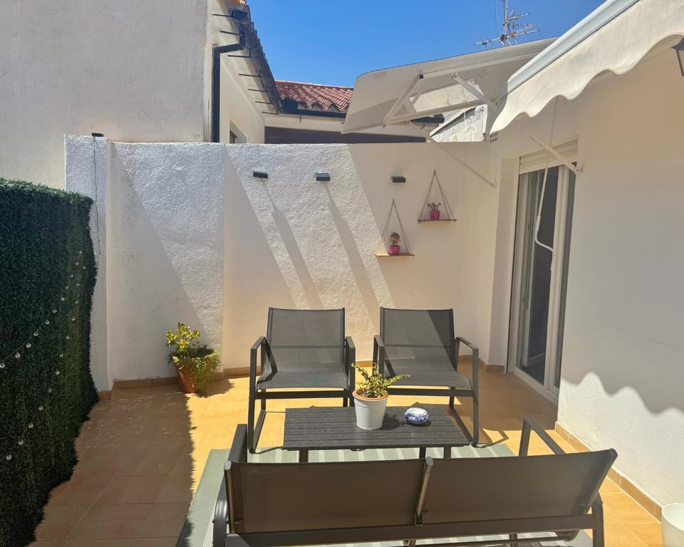 Property building, Patio, Day, View (from property/room), Balcony/Terrace, Living room, Seating area, Dining area, sunbed