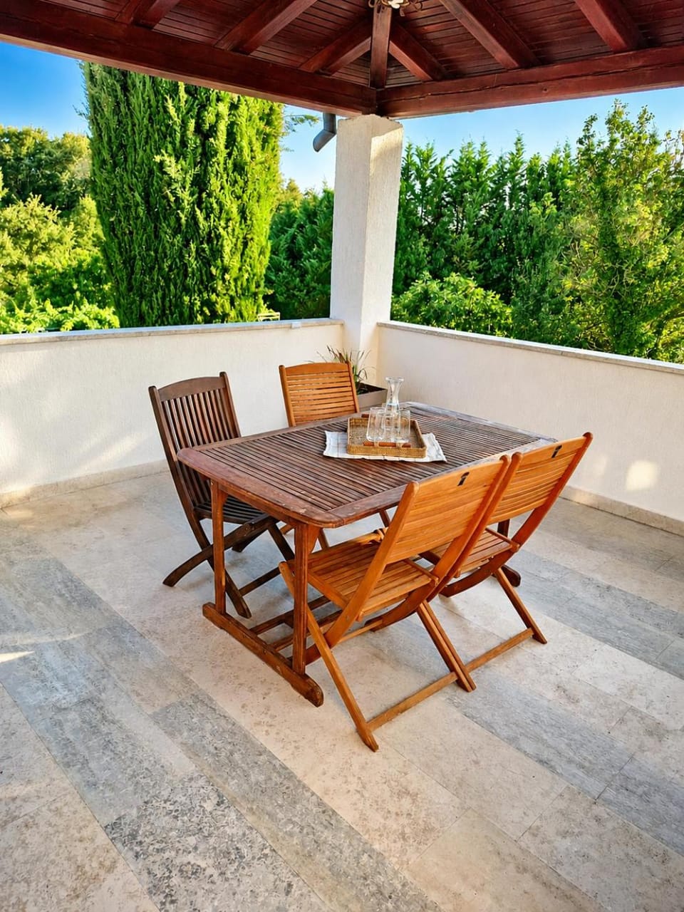Balcony/Terrace, Meals