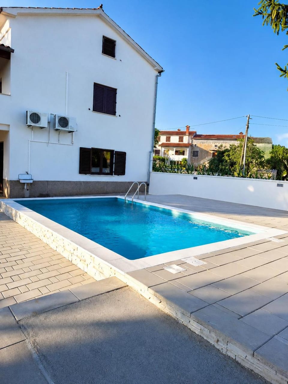 Property building, Swimming pool