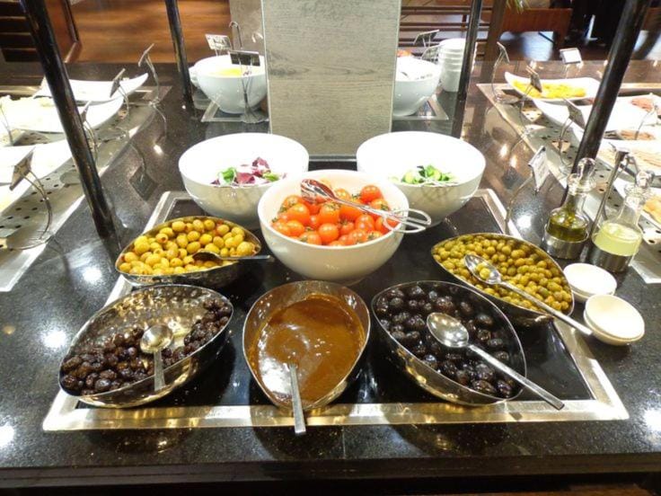 Restaurant/places to eat, Lounge or bar, Food and drinks, Food, Breakfast, Buffet breakfast
