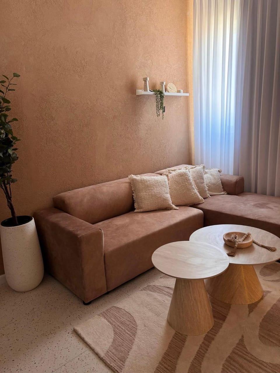 Asuite Apartment in South District