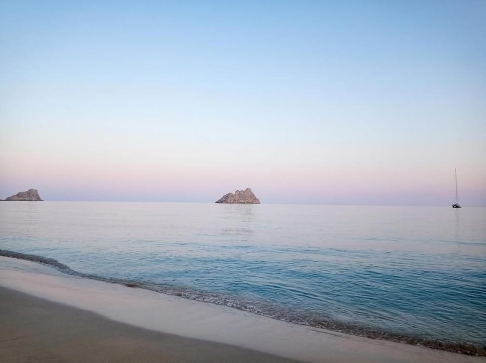 Nearby landmark, Day, Beach, Sea view, Sunrise, Sunset
