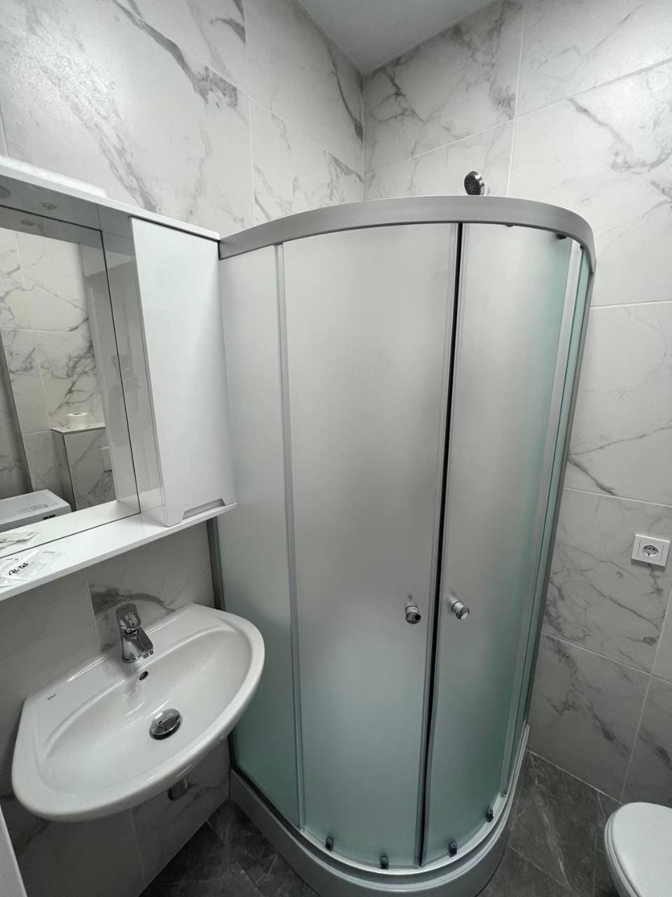 Comfort Olive Studio 65 Apartment in Odessa