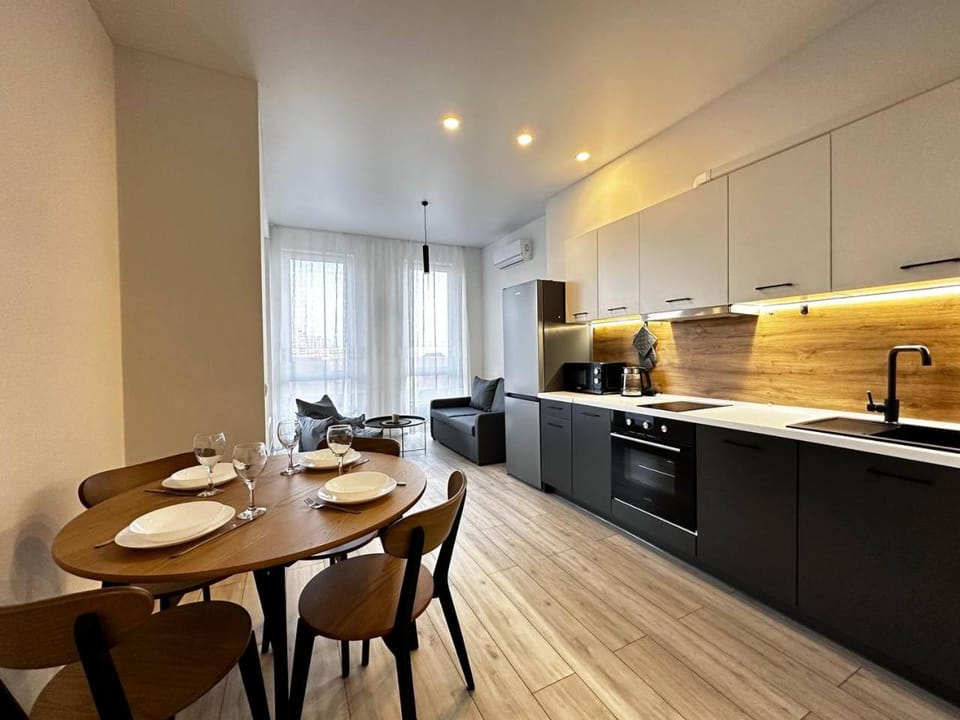 Kamanina 20 2-bedrooms Apart Apartment in Odessa