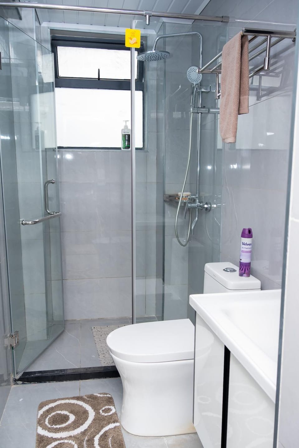 Luxurious Urban 2 bedroom with gym & pool Apartment in Nairobi County