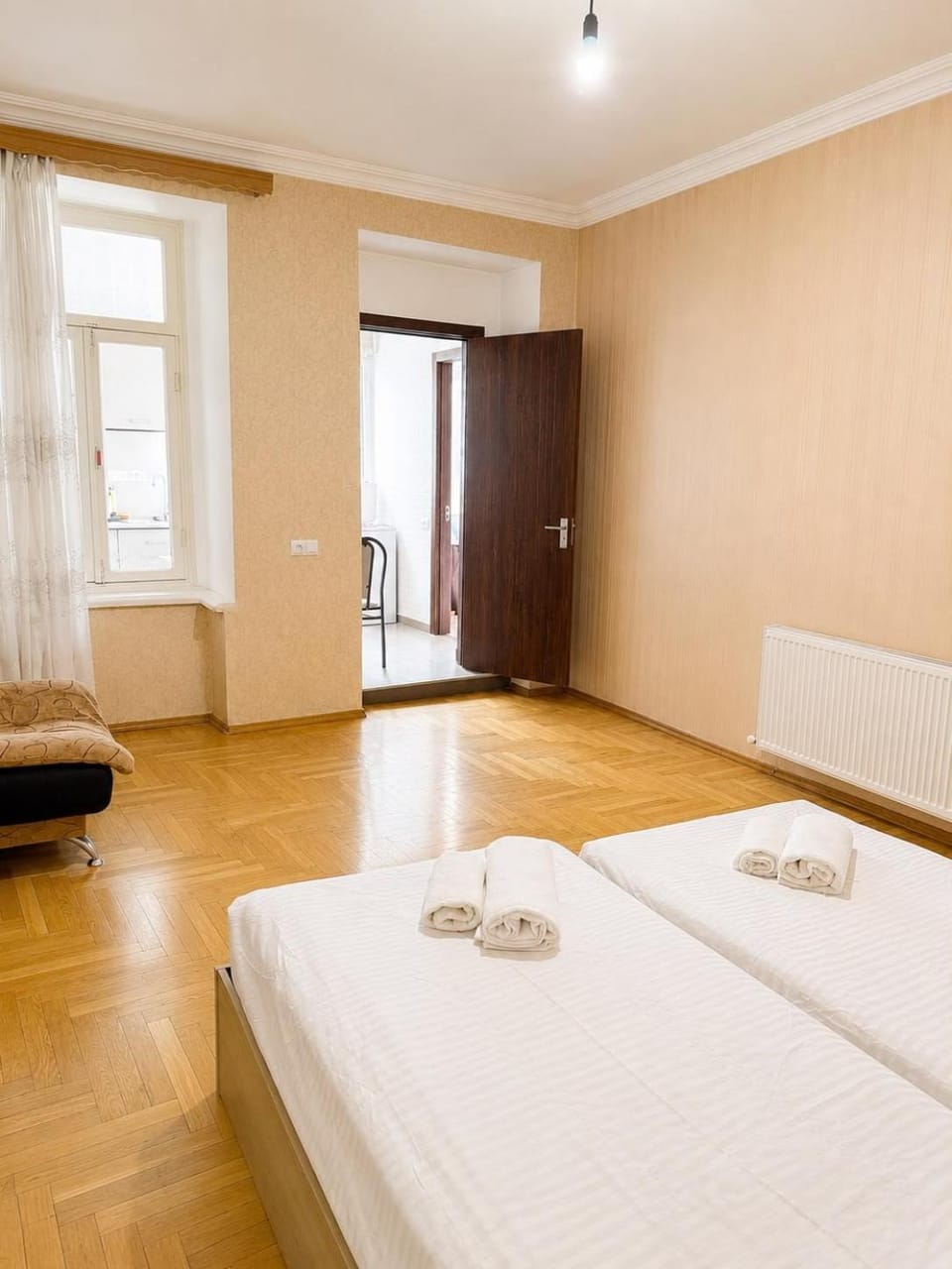 Bed, Photo of the whole room, Bedroom, towels