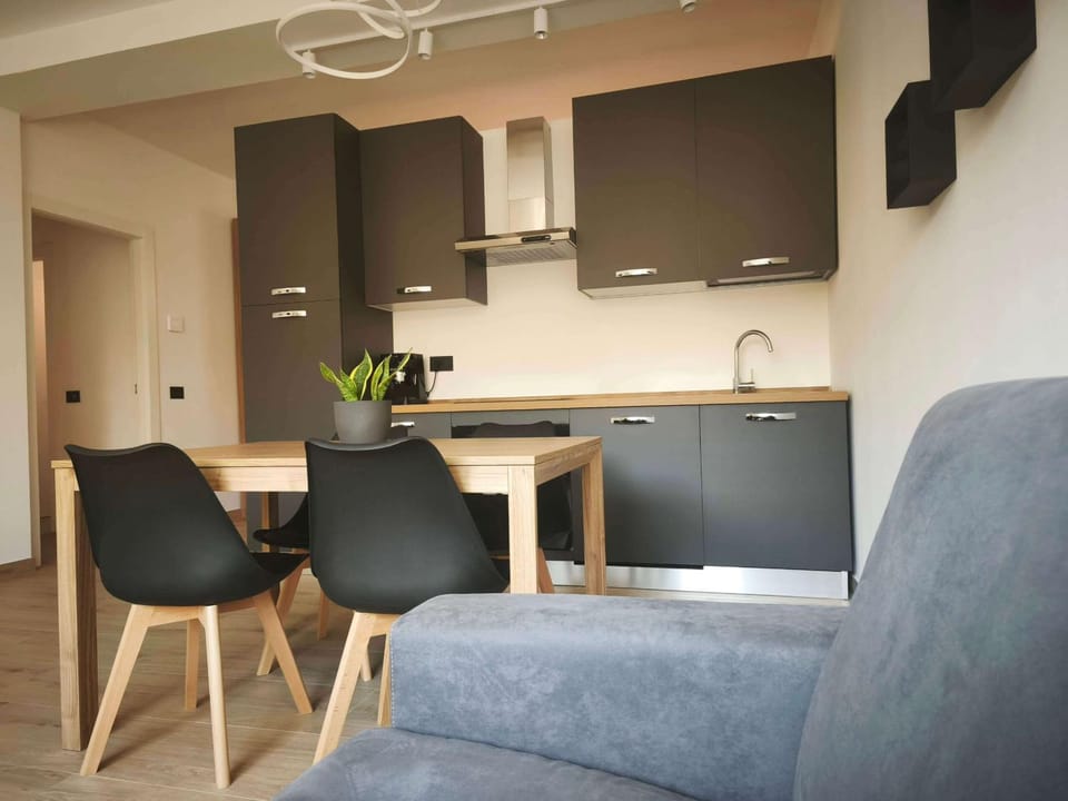 Kitchen or kitchenette, Living room, Dining area