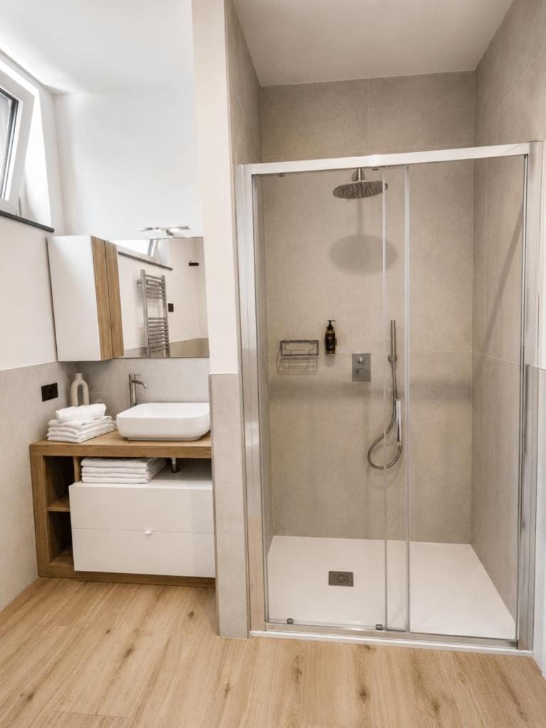Shower, Bathroom