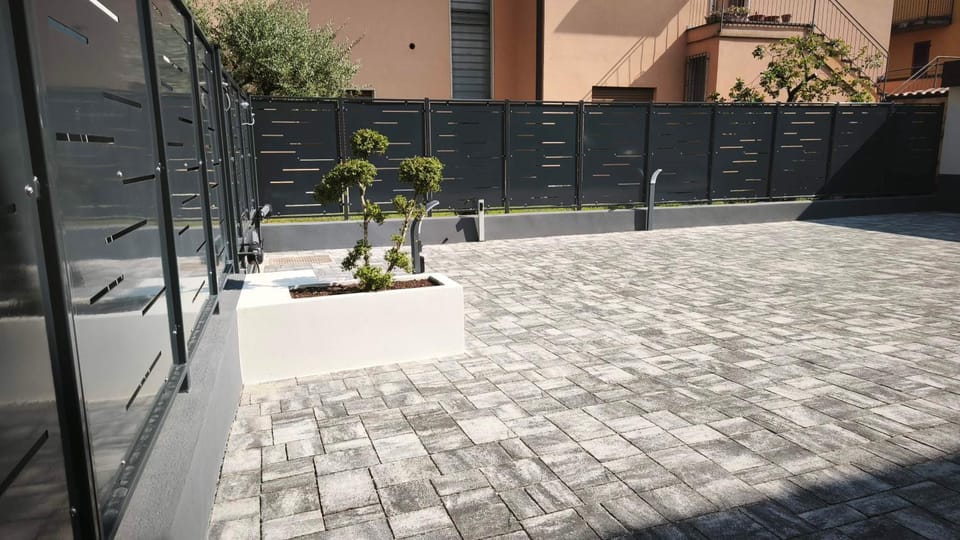 Inner courtyard view