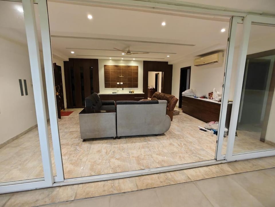 Pleasant 2bedroom spacious stay in the prime area Apartment in Vijayawada