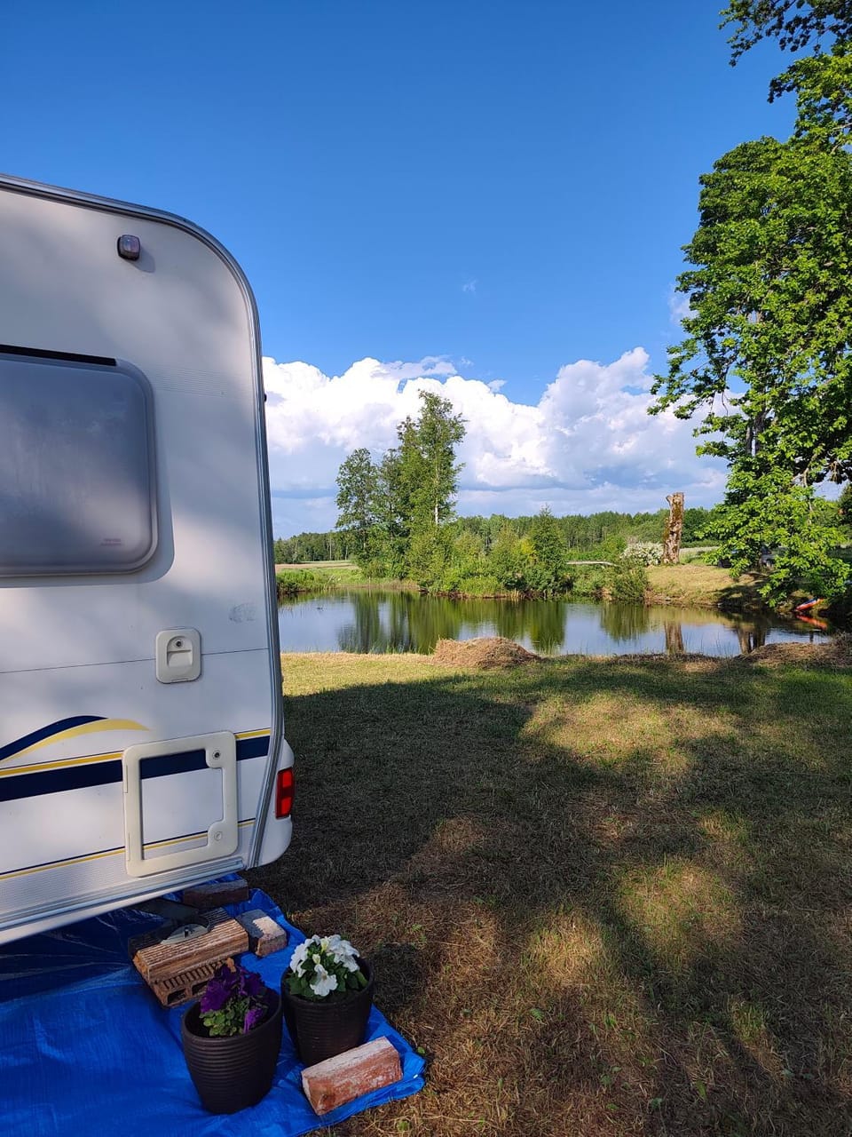 Countryside Glamping by Horse Meadows & Sea only 4 km Nature lodge in Latvia