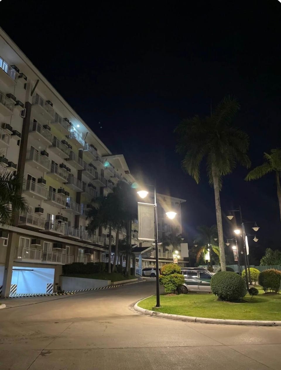 Amani Grand Suite Room by A&C near Mactan Airport Apartment in Lapu-Lapu City