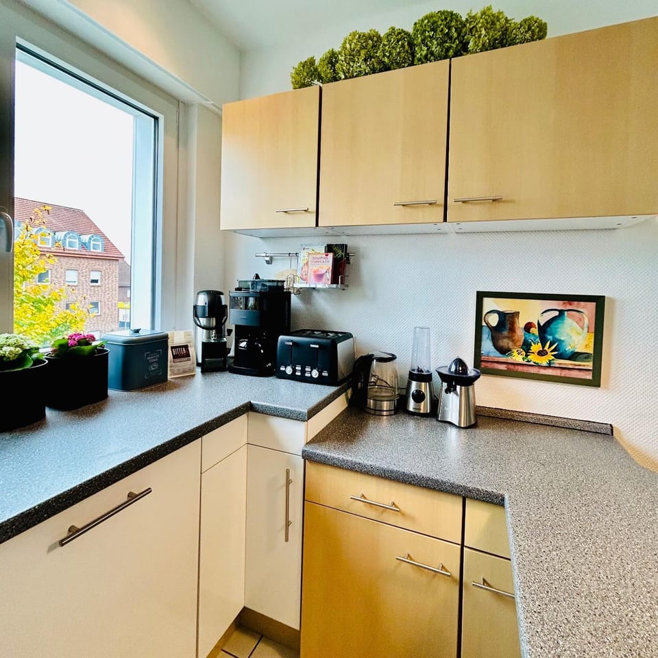 Coffee/tea facilities, Kitchen or kitchenette, toaster