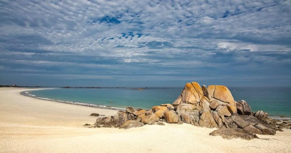 Nearby landmark, Natural landscape, Beach