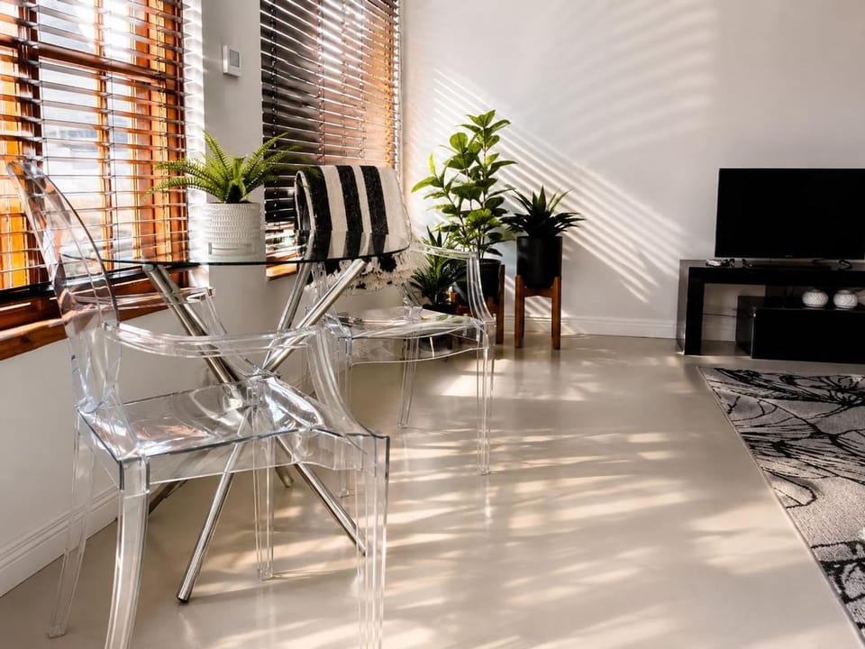 Communal lounge/ TV room, TV and multimedia