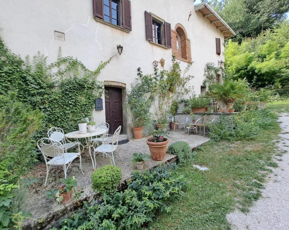 LA BARONESSA TUSCAN HOME in MONTERCHI Apartment in Tuscany