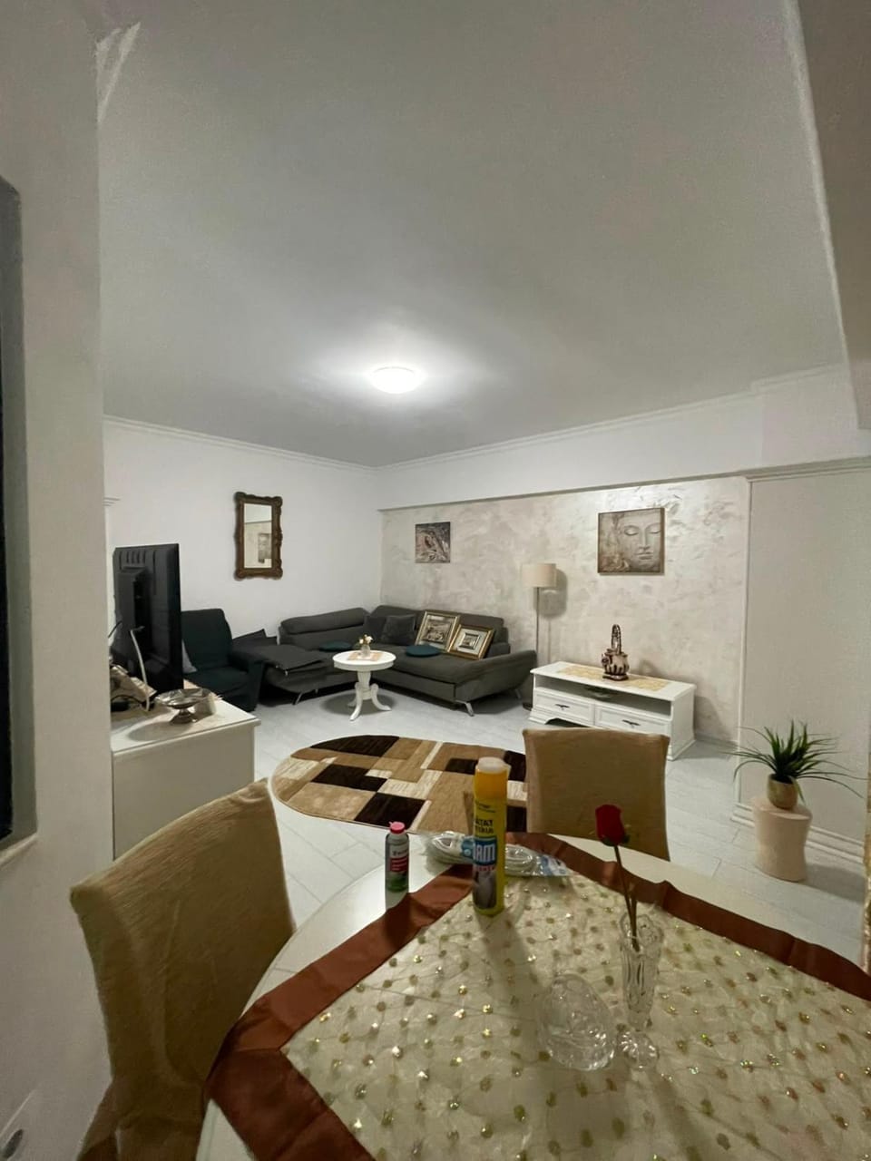 Solid House Apartment - Sea View Apartment in Constanta