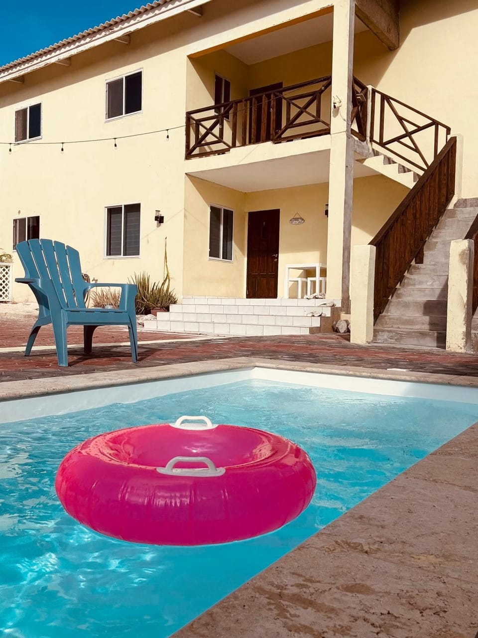 Property building, Pool view, Swimming pool, Swimming pool