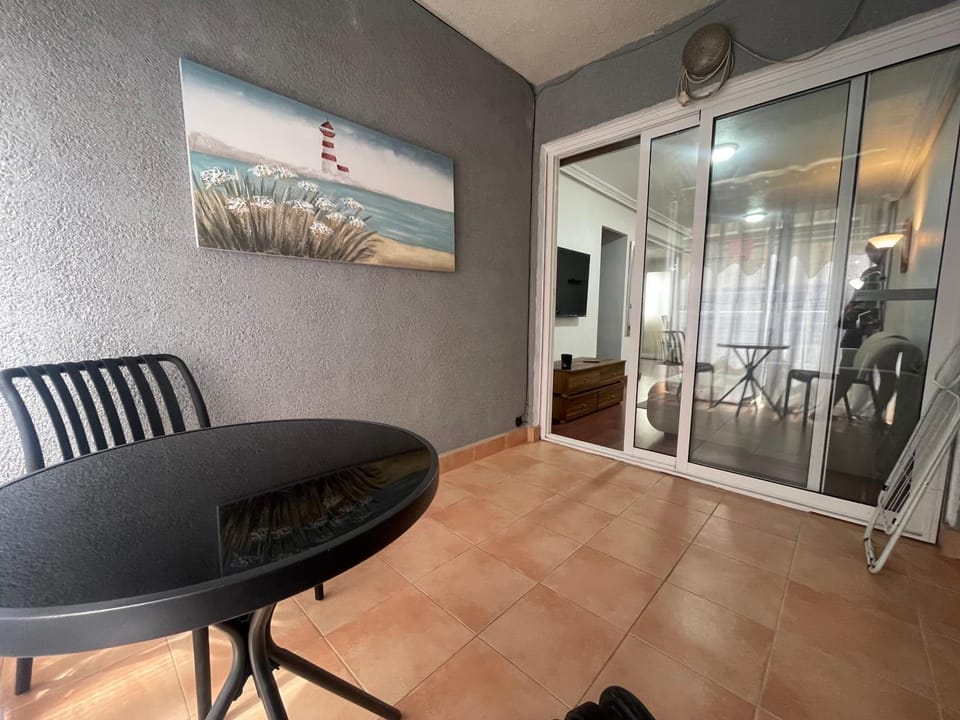 Torrevieja Beachside 3-Bedroom Apartment Apartment in Torrevieja