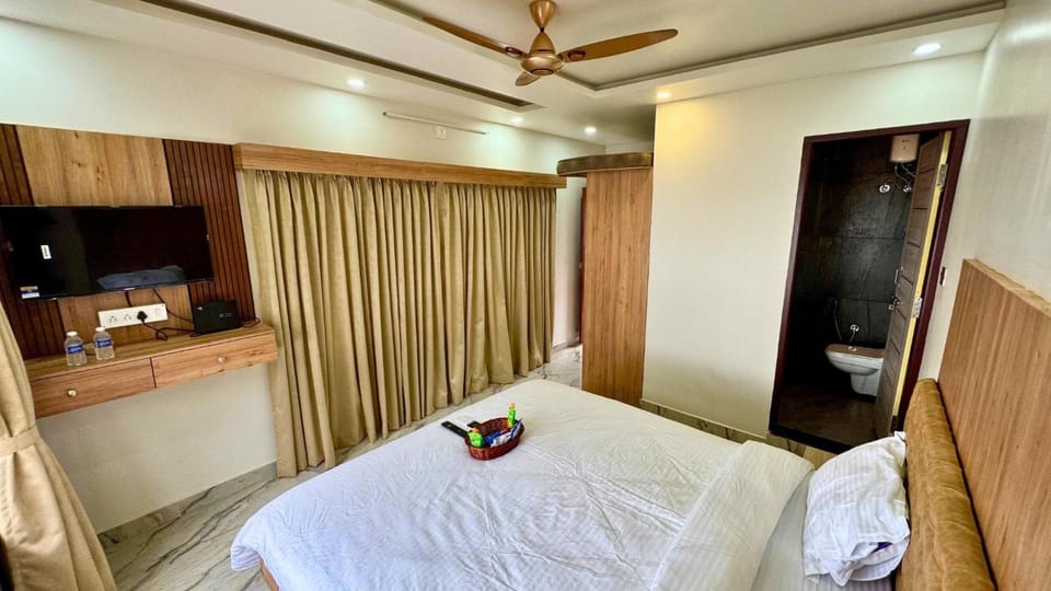 TV and multimedia, air conditioner