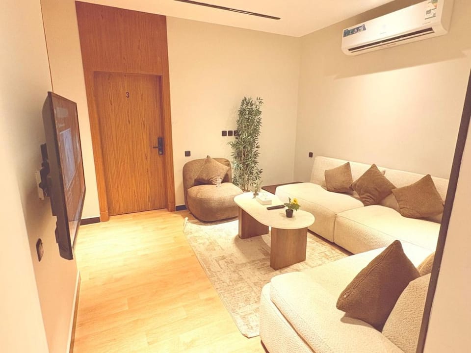 Three Master Bedroom Apartment Adjacent to University and Train Apartment in Jeddah