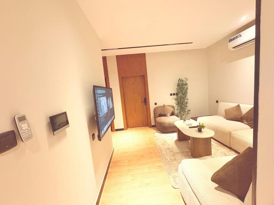 Three Master Bedroom Apartment Adjacent to University and Train Apartment in Jeddah