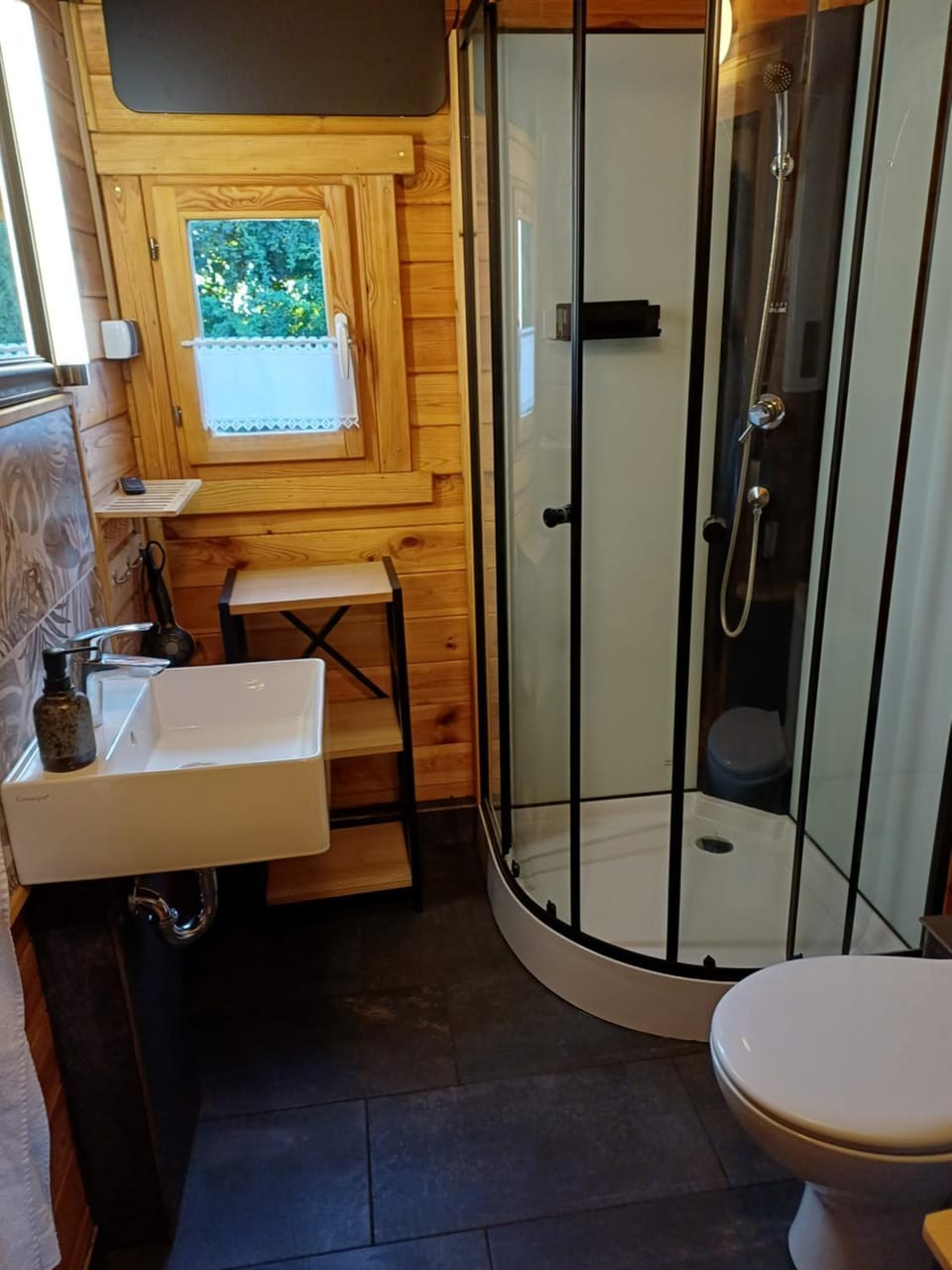 Shower, Bathroom