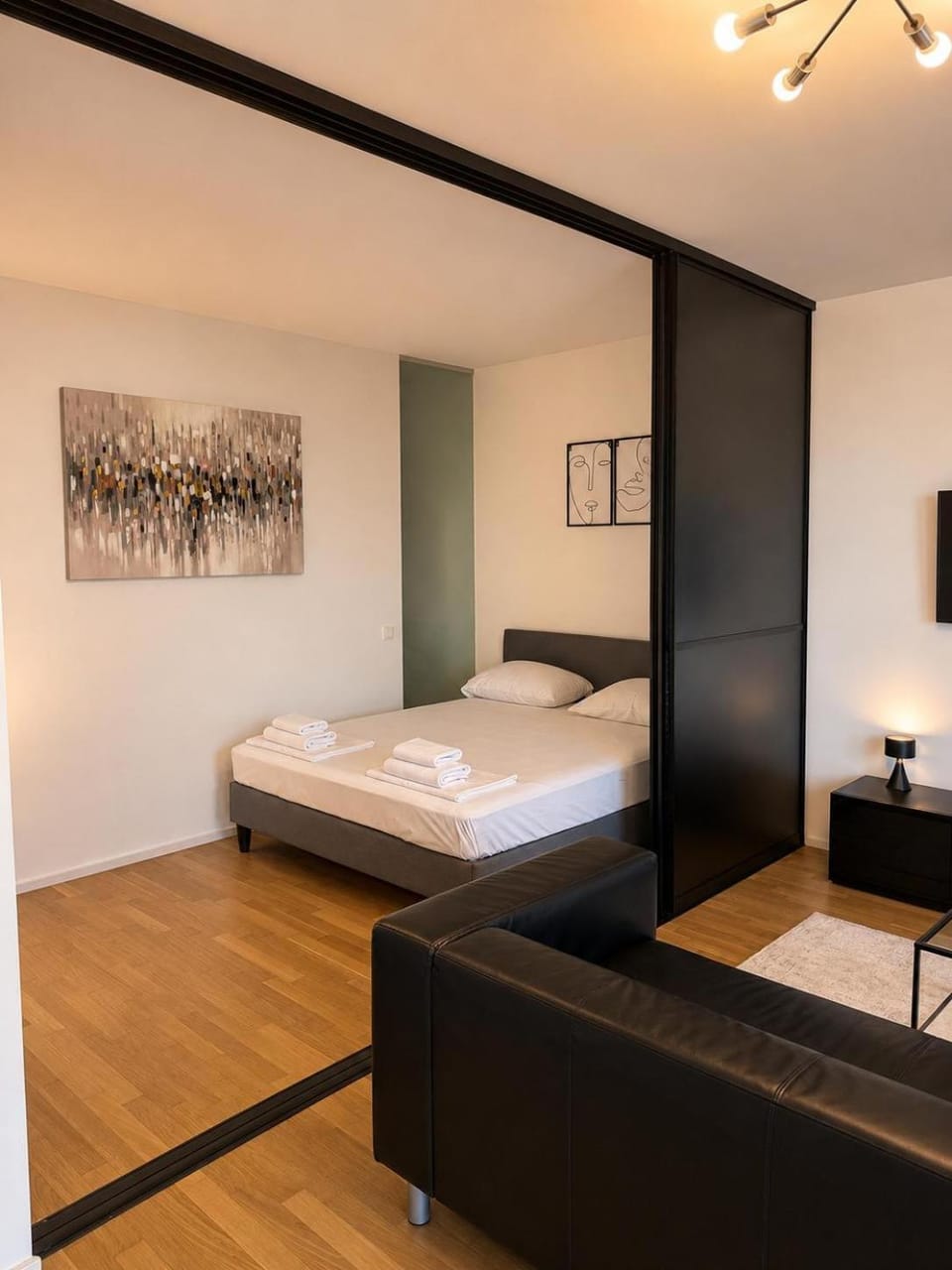 Hauptbahnhof Executive Suite Apartment in Vienna