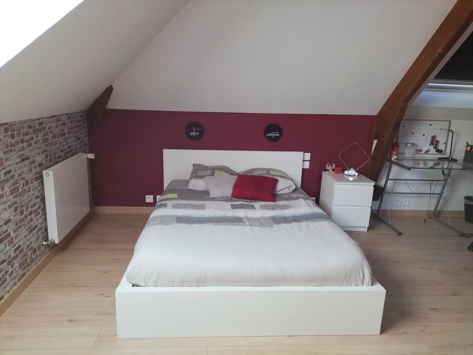 jolie chambre Vacation rental in Tours