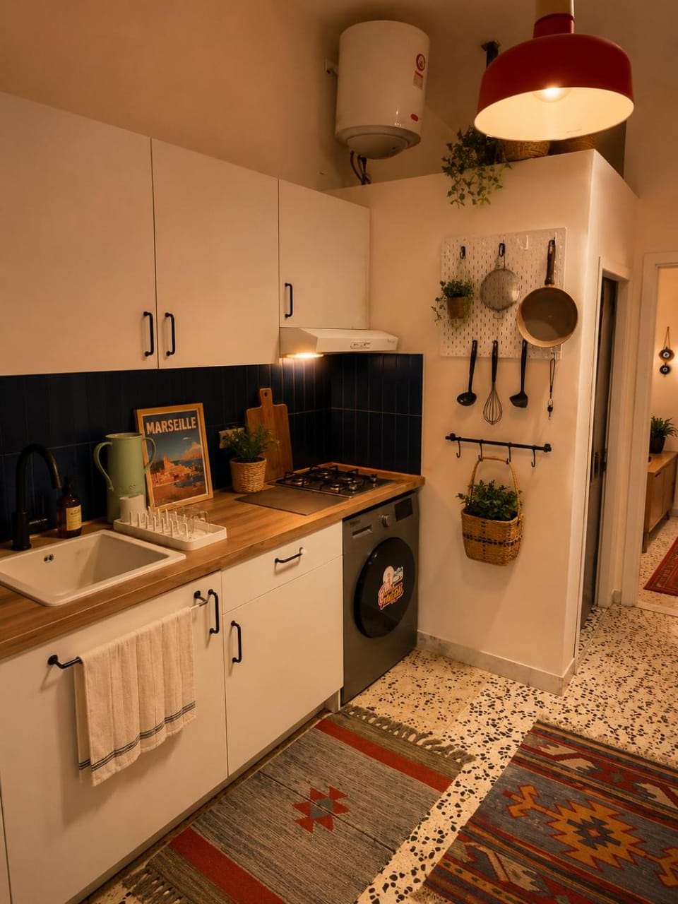 Lovely studio in Alweibdeh Apartment in Africa