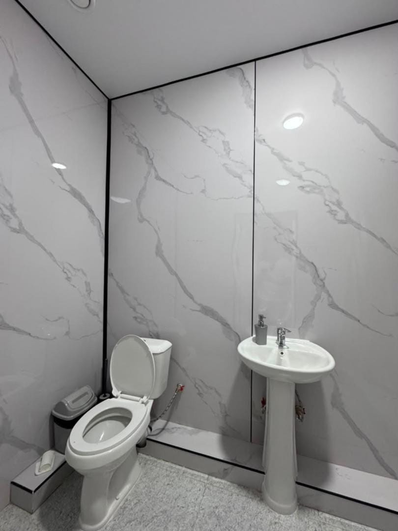 Toilet, Bathroom