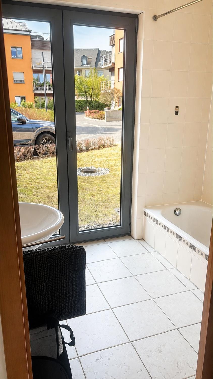 Spacious Newly Furnished Apartment near Luxembourg City Apartment in Strassen