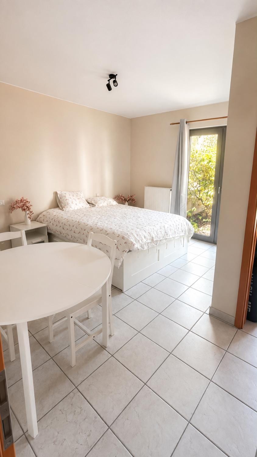 Spacious Newly Furnished Apartment near Luxembourg City Apartment in Strassen