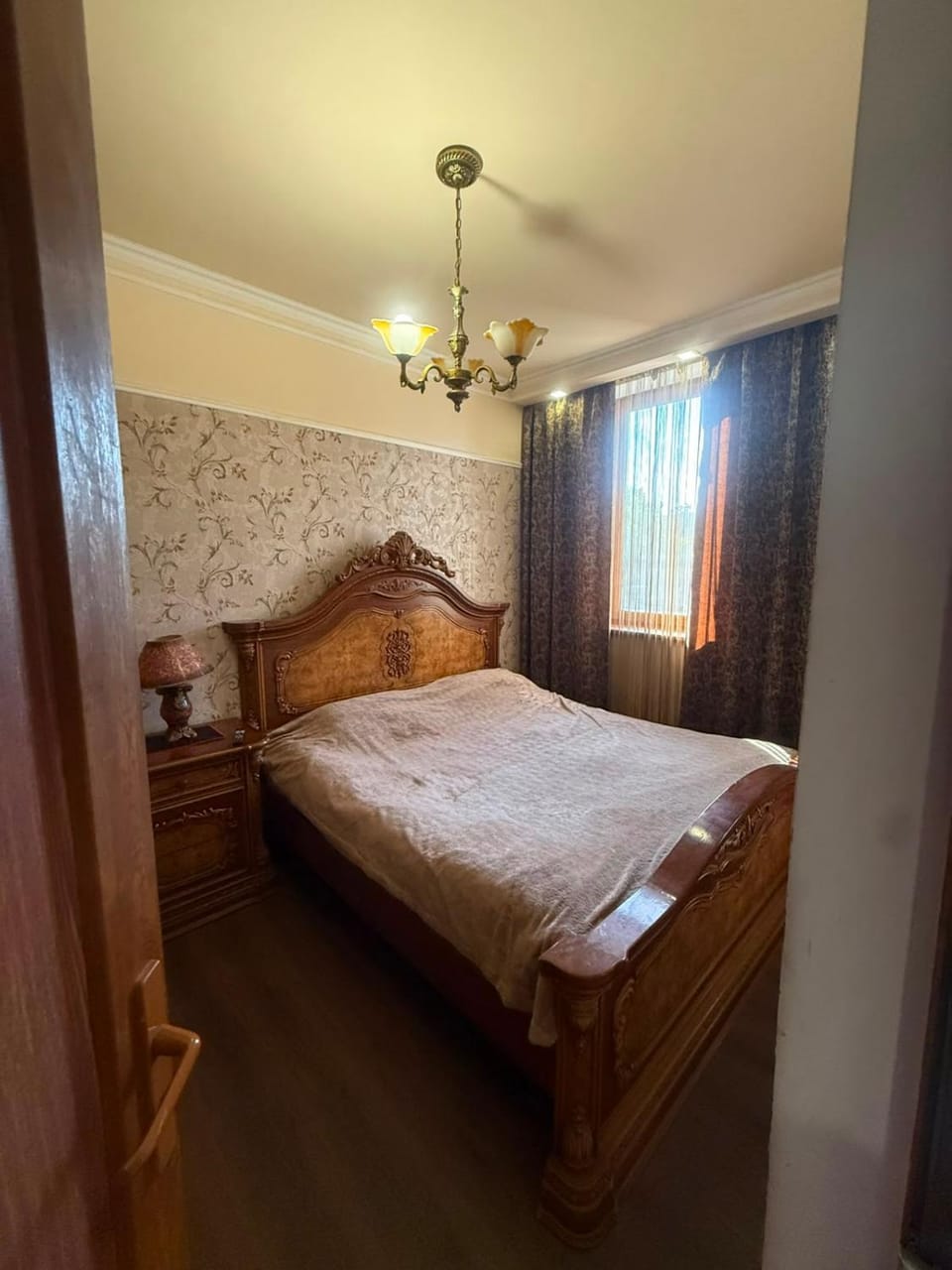 home 4 room Apartment in Yerevan