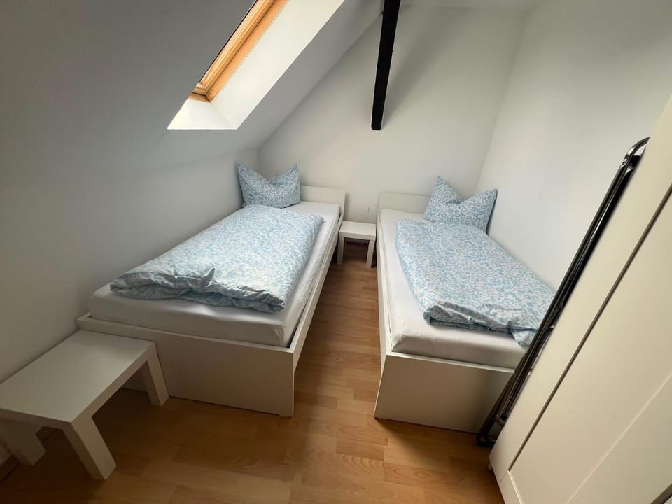 Ferien- und Monteurwohnung bei Leuna, Halle, Merseburg und Geiseltalsee Apartment in Thuringia, Germany
