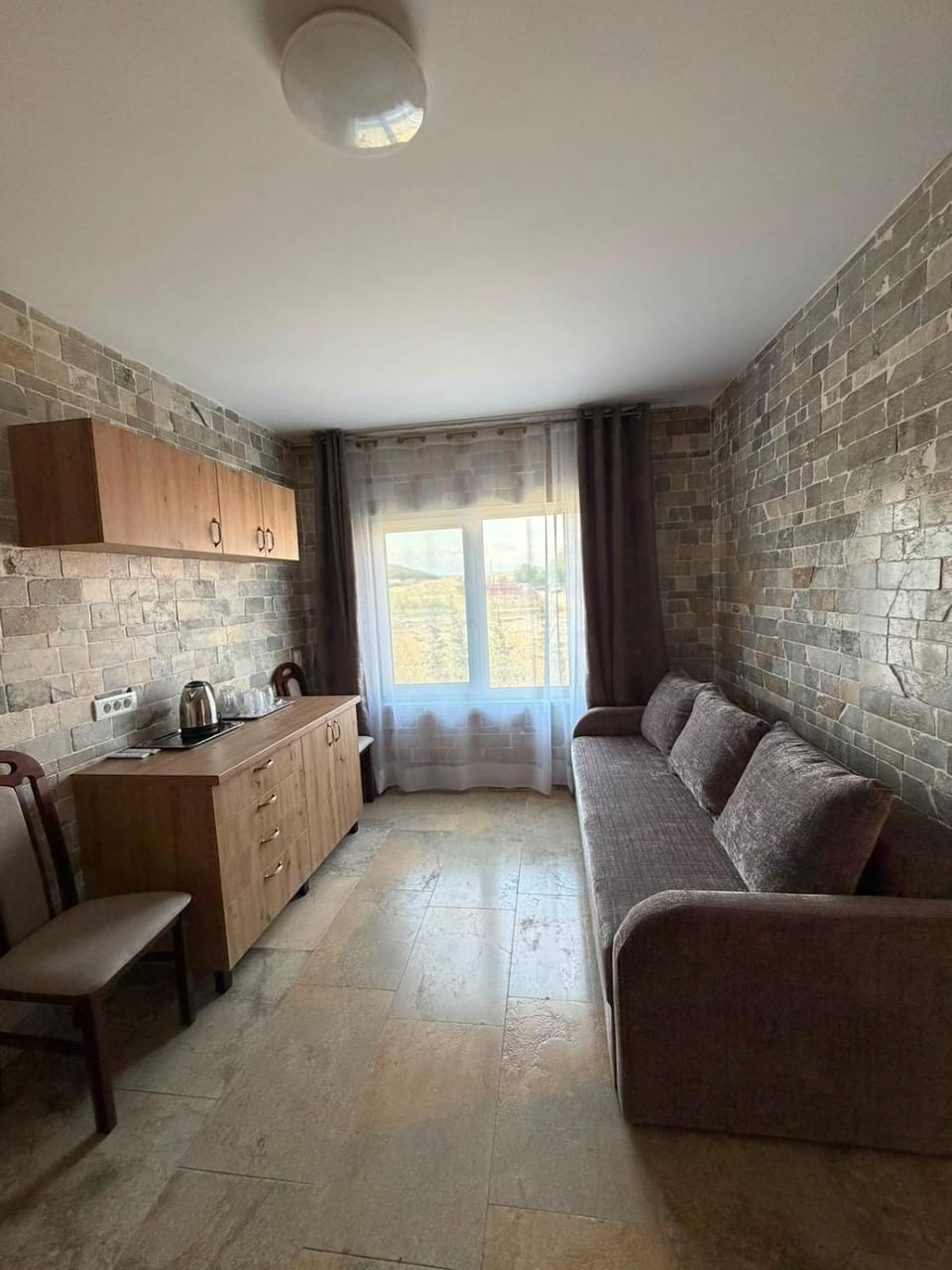 Casa Sabo Cluj Airport Zone Triple stone room Apartment in Cluj County