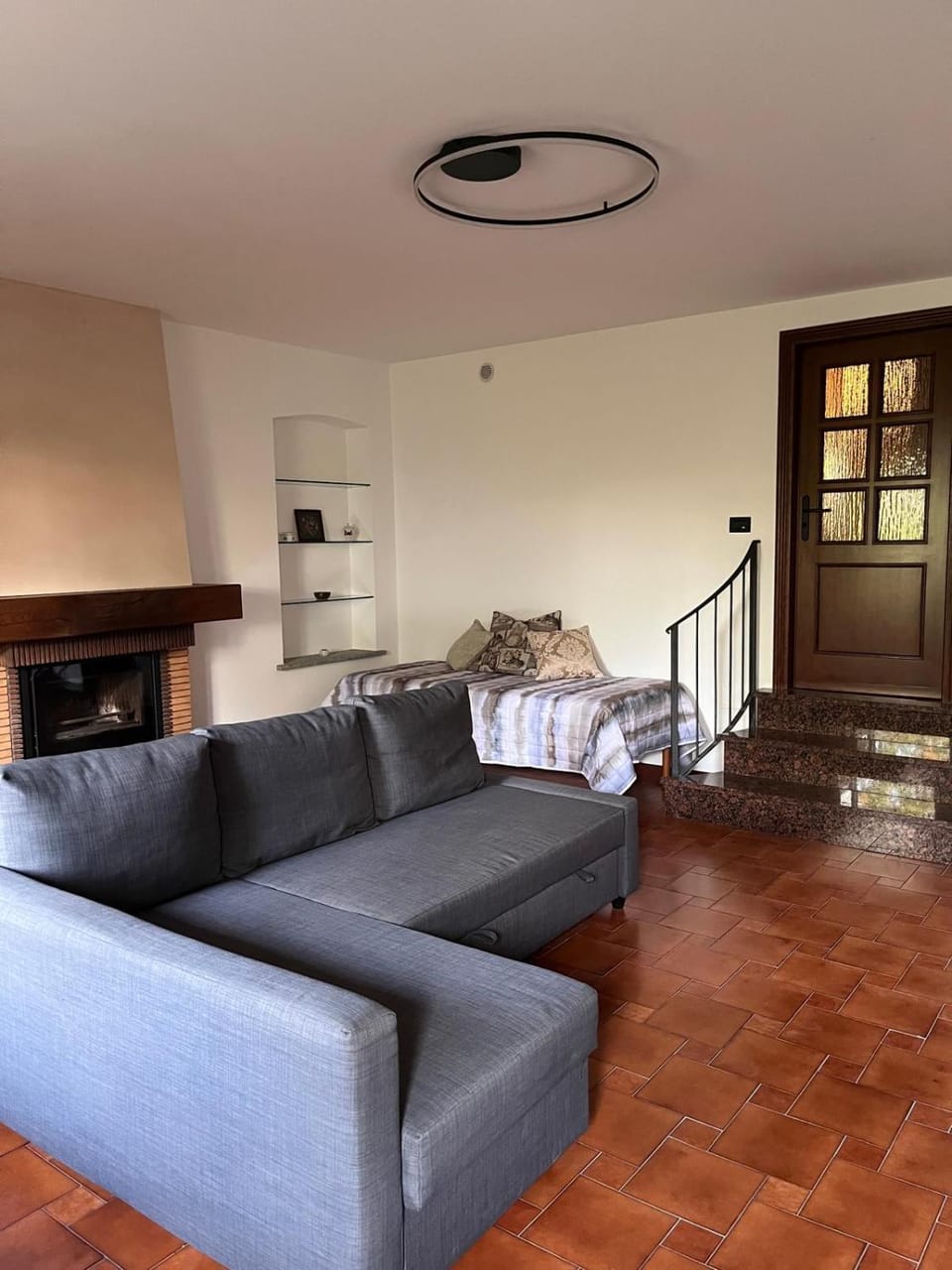 Communal lounge/ TV room, Bed, Living room