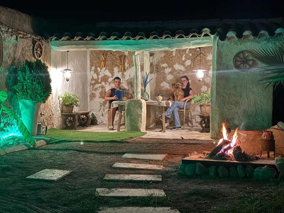 Patio, BBQ facilities