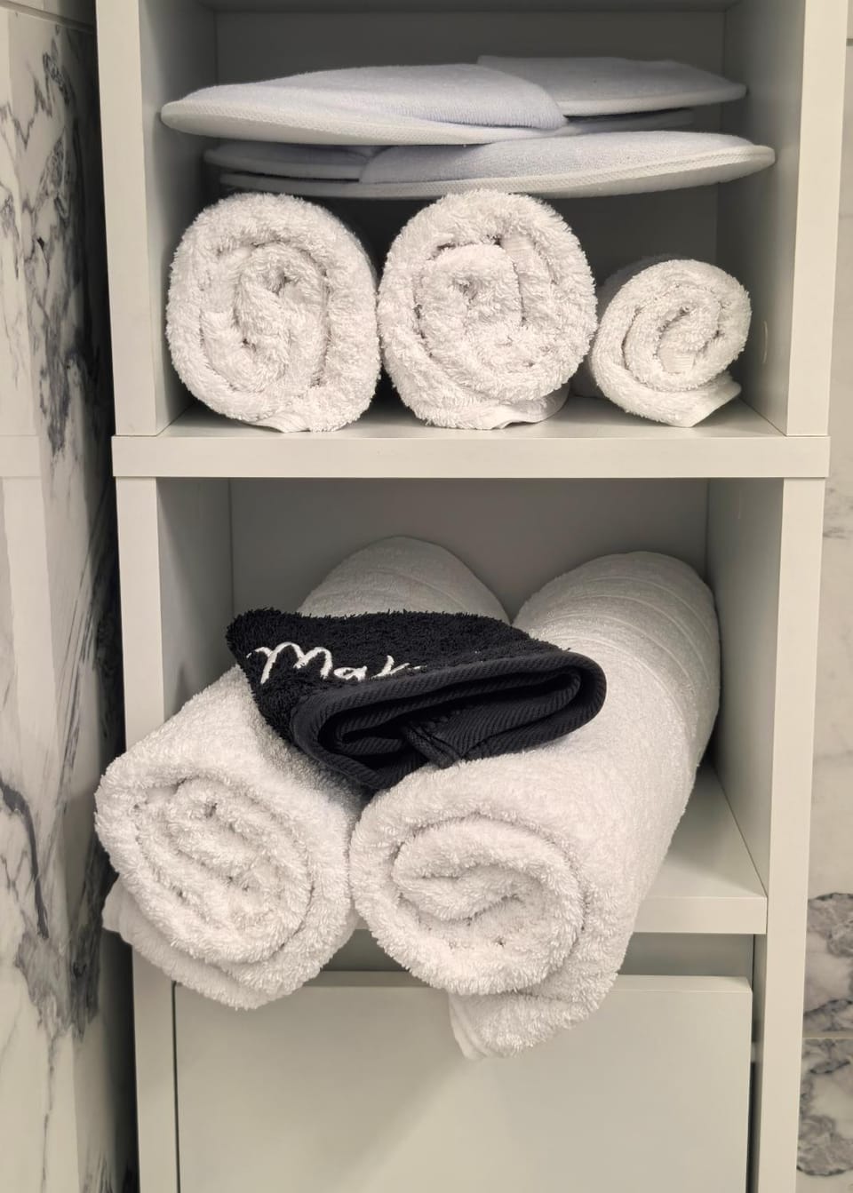 towels, wardrobe