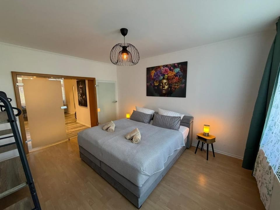 Bed, Bedroom